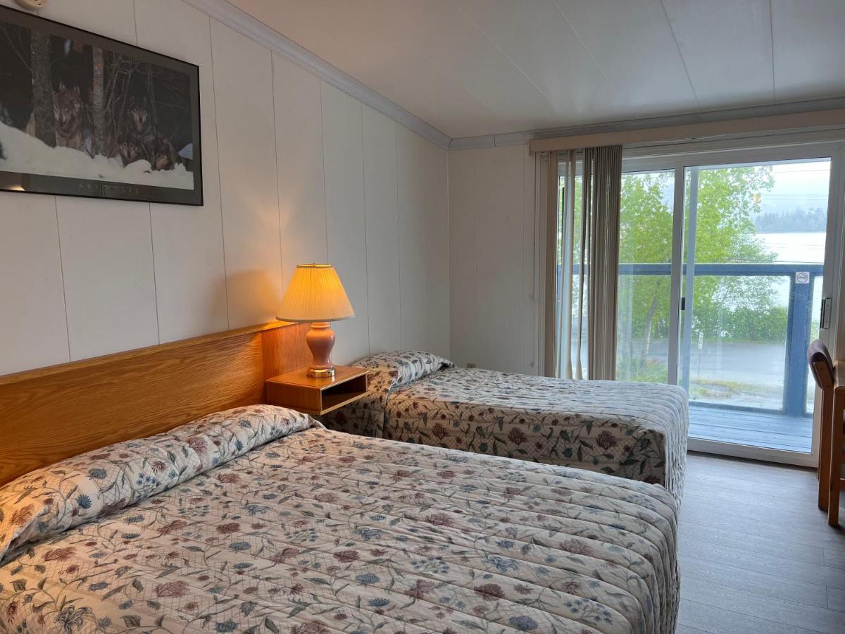 Sea Raven Motel Queen Charlotte Экстерьер фото