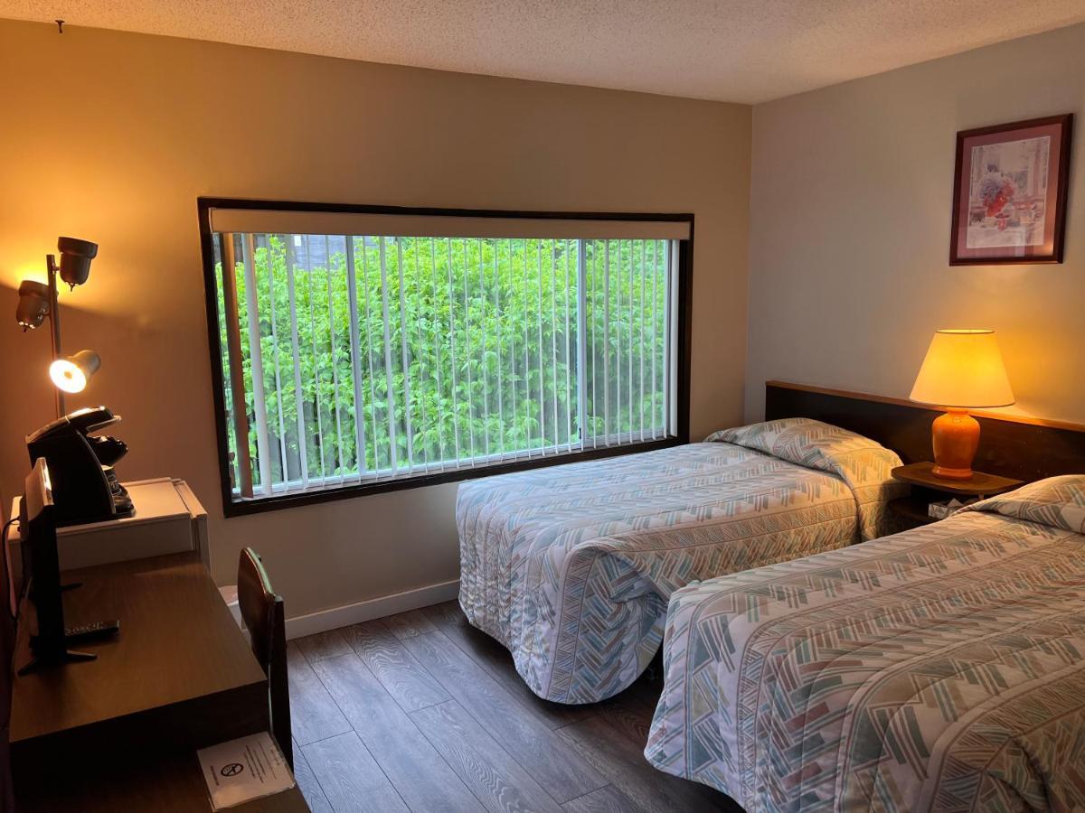 Sea Raven Motel Queen Charlotte Экстерьер фото